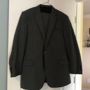 Men’s suit. Like new!